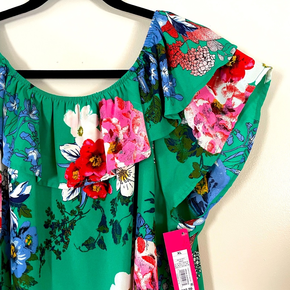 NWT XL Target shirt